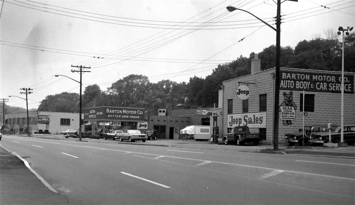 Barton Motor Company - Saw Mill Run Boulevard - 1965.