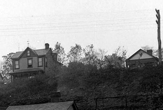 Homes along Cadet Avenue in 1909.