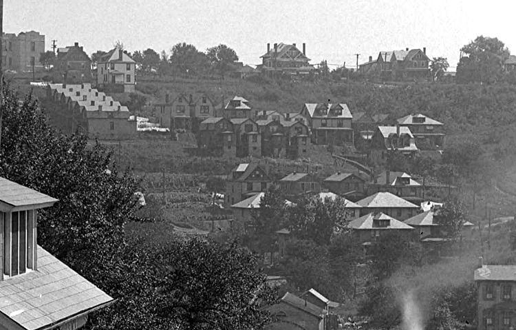 A view of Jillson Avenue, as seen from
Vodelli Street in Beechview, in 1921.