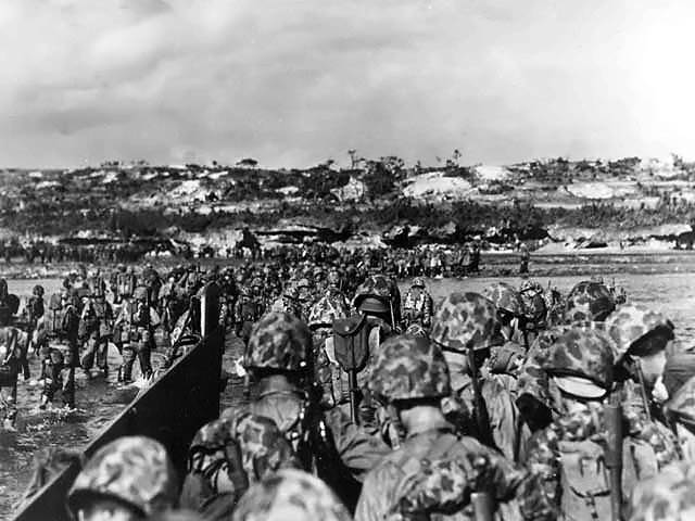 Men of the 3rd Battalion,
4th Marines land on Okinawa.