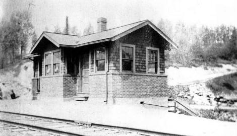 The Pittsburgh and Castle Shannon Railroad
passenger station located at Glenbury
Street along the rail line.