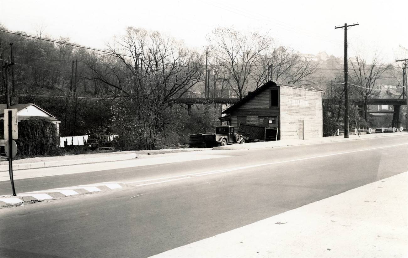 Page's Dairy - Saw Mill Run Boulevard - 1941.