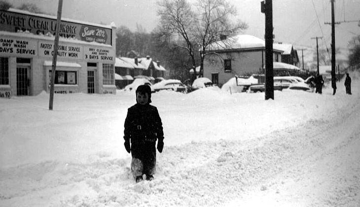 A view near Library Road after the
Thanksgiving Day Blizzard of 1950.