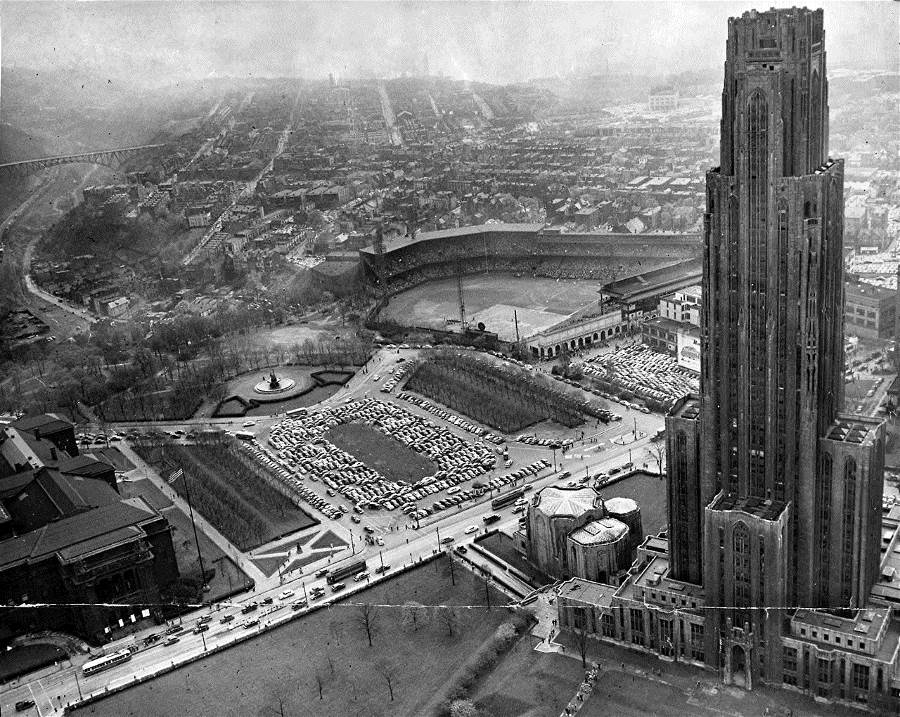 The Cathedral of Learning in 1949.