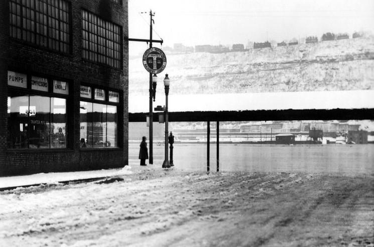 The Great Flood of 1936 - Ferry Street
near Water Street the morning of March 18.