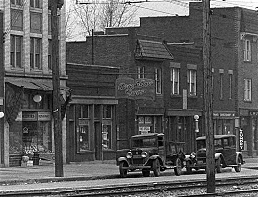 Brookline Boulevard Shops - 1933