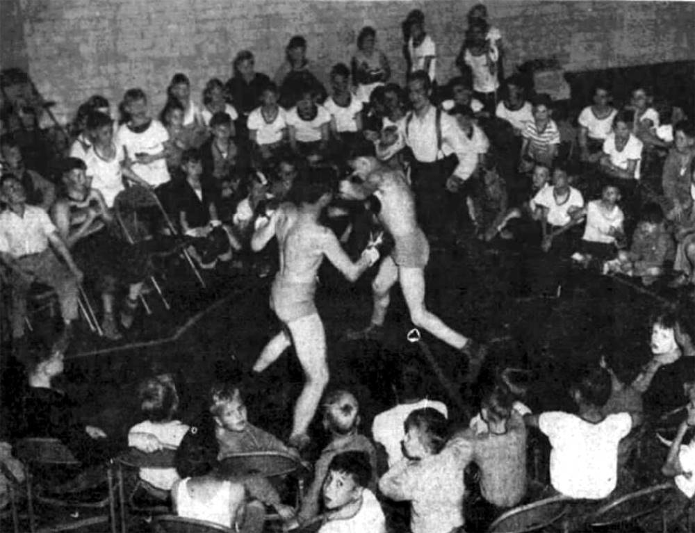 Toner Institute - Boxing 1942.